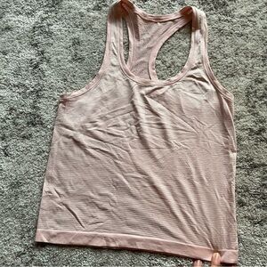 Lululemon Swiftly Tech Racerback Tank 2.0 Race Length